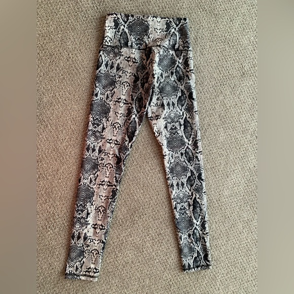 Balance Collection leggings size US Small - Picture 2 of 4